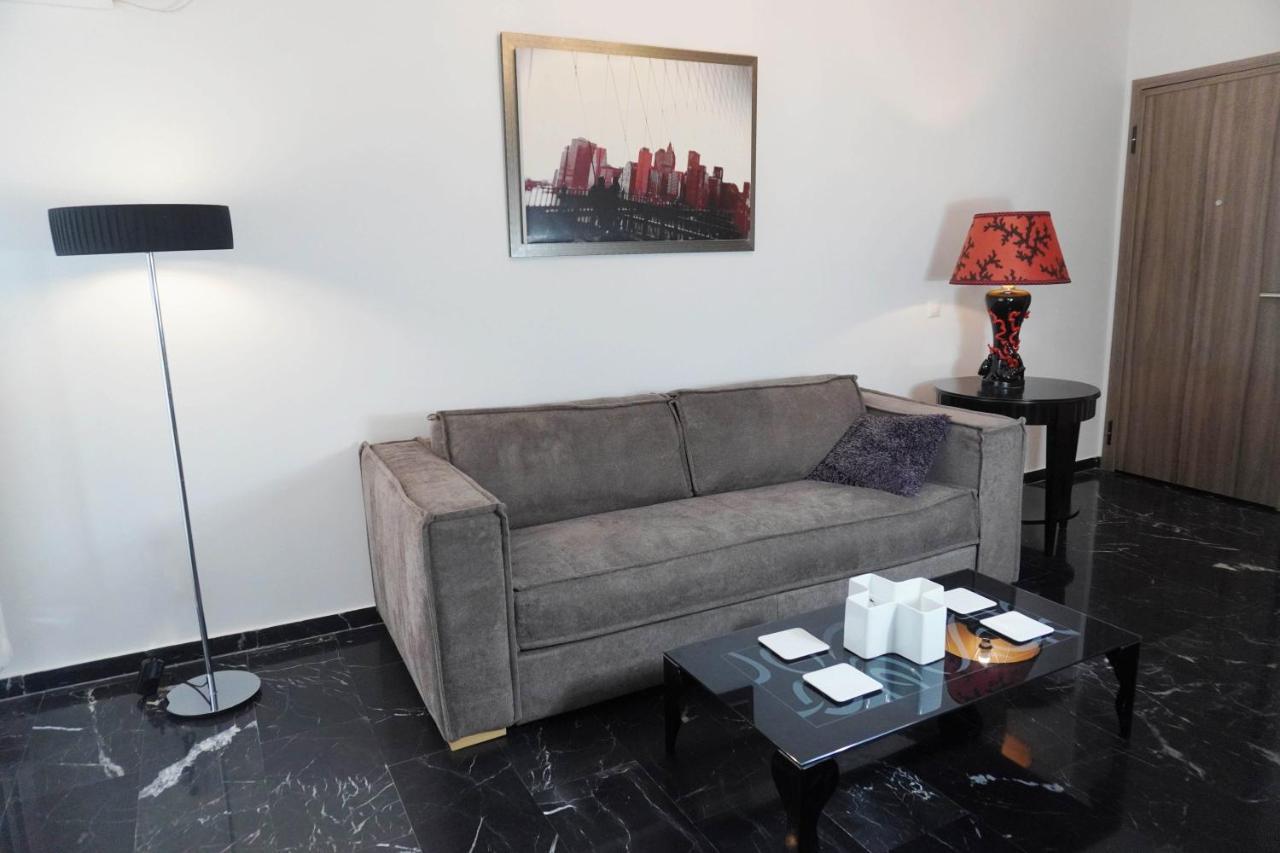 Marianna'S Stylish Brand New Apt In The Heart Of Atenas Exterior foto